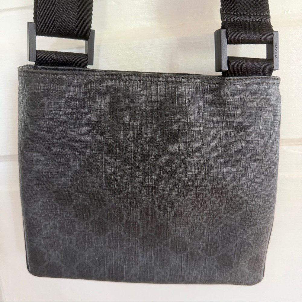 Gucci Black and Gray Logo Canvas Crossbody Bag, Nylon adjustable strap - Picture 3 of 8